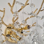 Бра золотого цвета с декоративными ветвями и прозрачными подвесками в форме листьев Droplet Chandelier варинант исполнения - 4 | Loft Concept в Екатеринбурге