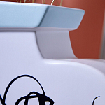 Ваза плоская белая с абстрактными черными линиями в форме лиц Faces of Imagination варинант исполнения - 5 | Loft Concept в Екатеринбурге