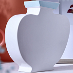 Ваза плоская белая с абстрактными черными линиями в форме лиц Faces of Imagination варинант исполнения - 7 | Loft Concept в Екатеринбурге