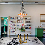 Люстра с 15-ю белыми  плафонами с золотой внутренней поверхностью Hinkley варинант исполнения - 4 | Loft Concept в Екатеринбурге