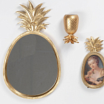 Зеркало овальной формы с золотистой рамкой и декоративной верхушкой в виде ананаса Pineapple Shine  варинант исполнения - 1 | Loft Concept в Екатеринбурге