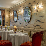 Обои ручная роспись Fishes Blue Pearl on Tarnished Silver gilded silk with pearlescent antiquing варинант исполнения - 7 | Loft Concept в Екатеринбурге