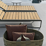 Шезлонг на металлическом каркасе с регулируемой спинкой GUELL Sunbed варинант исполнения - 4 | Loft Concept в Екатеринбурге