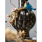 Ваза черная фарфоровая с  узором и бронзовым декором в виде веток с фарфоровой птичкой и цветами Eden Garden варинант исполнения - 3 | Loft Concept в Екатеринбурге