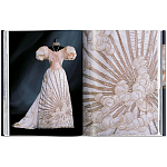 Книга 18th-Century Fashion in Detail. Товар уцененный North Susan варинант исполнения - 3 | Loft Concept в Екатеринбурге