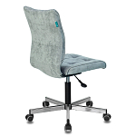 Офисное кресло в серо-голубом велюре Bureaucrats варинант исполнения - 4 | Loft Concept в Екатеринбурге