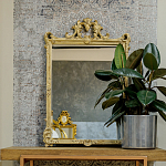 Зеркало настенное в раме бежевого цвета с эффектом старины Classic Ornament Mirror варинант исполнения - 2 | Loft Concept в Екатеринбурге