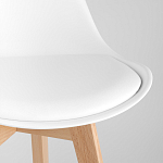 Стул с основой из пластика и мягким сиденьем Arvika White варинант исполнения - 7 | Loft Concept в Екатеринбурге