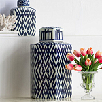 Ваза с крышкой и графическим узором в сине-белых цветах Blue & White Ornament  варинант исполнения - 6 | Loft Concept в Екатеринбурге