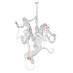Люстра с тремя фигурами обезьян с лампочками в руках белого цвета Hanging Monkey варинант исполнения - 1 | Loft Concept в Екатеринбурге