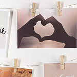 Рамка для фото с подсветкой c 6-ю деревянными прищепками в комплекте Photo Backlight варинант исполнения - 4 | Loft Concept в Екатеринбурге