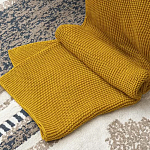 Плед из хлопка жемчужной вязки горчичного цвета Waffle Comfort варинант исполнения - 6 | Loft Concept в Екатеринбурге
