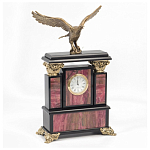 Часы настольные из родонита и бронзы с декором в виде орла Eagle Stone Clock варинант исполнения - 2 | Loft Concept в Екатеринбурге