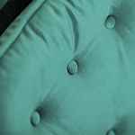 Кресло с мягкой обивкой из велюра на 4-х ножках из массива березы Scarlett Armchair green варинант исполнения - 4 | Loft Concept в Екатеринбурге