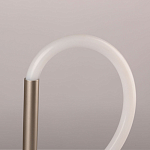 Настольная лампа белым изогнутым плафоном на круглой подставке Luke Lampco Tracer Lamp варинант исполнения - 9 | Loft Concept в Екатеринбурге