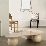 Дизайнерский журнальный стол с изогнутой столешницей на круглых ножках Rigilyr варинант исполнения - 2 | Loft Concept в Екатеринбурге