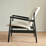 Кресло с каркасом и ножками из древесины и мягкими сиденьем и спинкой Venice варинант исполнения - 4 | Loft Concept в Екатеринбурге