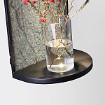 Настенный светильник зеленого цвета с черной рамкой овальной формы с полкой Herbarium  варинант исполнения - 3 | Loft Concept в Екатеринбурге