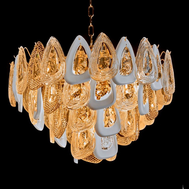 Люстра с многослойными белыми и прозрачными подвесками Character Chandelier Золотой Прозрачный Белый в Екатеринбурге | Loft Concept 