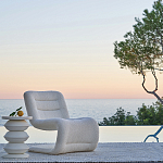 Кресло изогнутое с обивкой из ткани букле Smooth Bend Boucle Chair варинант исполнения - 6 | Loft Concept в Екатеринбурге