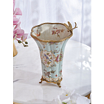 Ваза голубого цвета из фарфора с цветочным рисунком и бронзовой стрекозой Blue Garden варинант исполнения - 7 | Loft Concept в Екатеринбурге